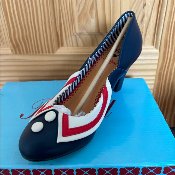 Banned Retro Navy Blue Red and White Nautical Vintage Pump 4th of July Heels 38 - Picture 3 of 6